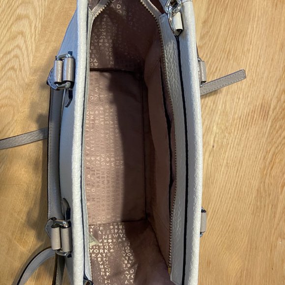 Bay Street Small Camryn Handbag - Picture 3 of 6